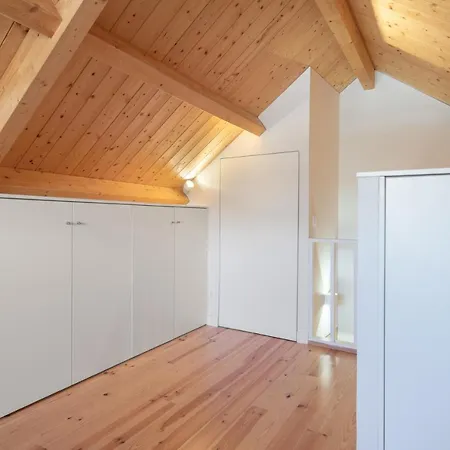 Apartment Host Wise - Lovely & Cozy Duplex Flat
