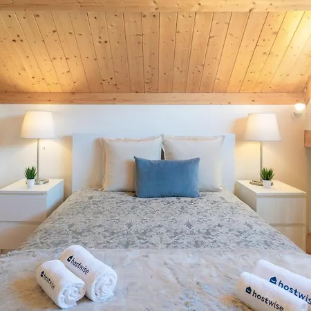 Host Wise - Lovely & Cozy Duplex Flat Apartment Porto