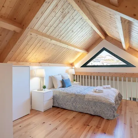 Apartment Host Wise - Lovely & Cozy Duplex Flat