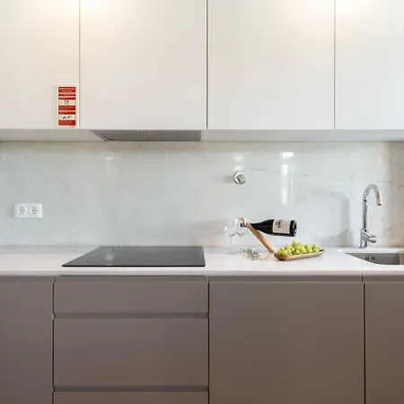 Host Wise - Lovely & Cozy Duplex Flat Oporto