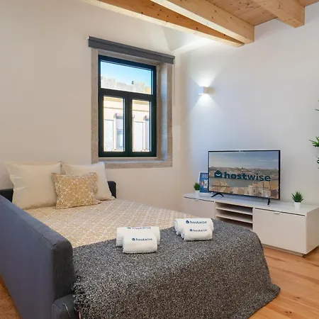 Lägenhet Host Wise - Lovely & Cozy Duplex Flat
